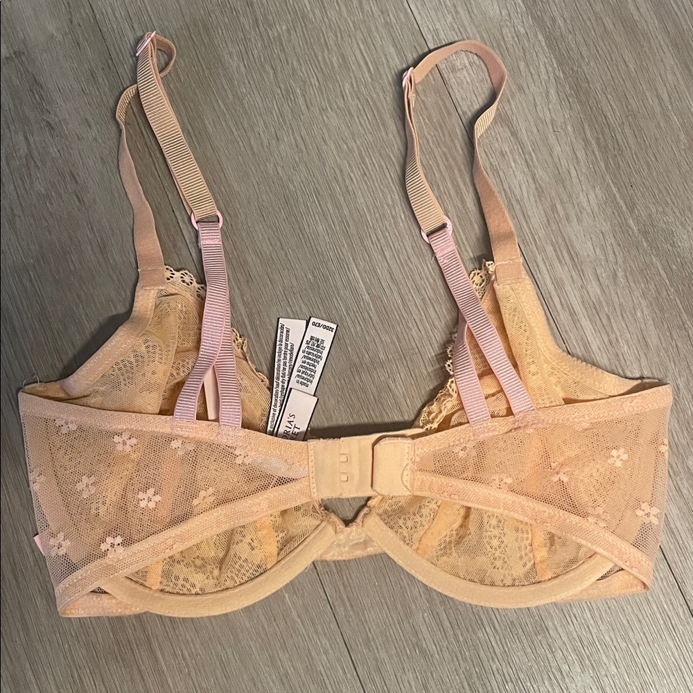 Peach Victorias Secret unlined lace bra size 32DD - Picture 4 of 4